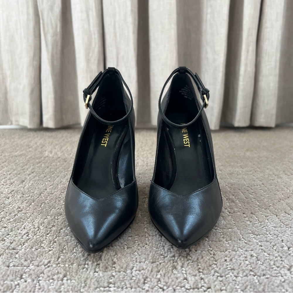 Nine West Eviee Black Leather Wedge Pumps - Picture 2 of 12
